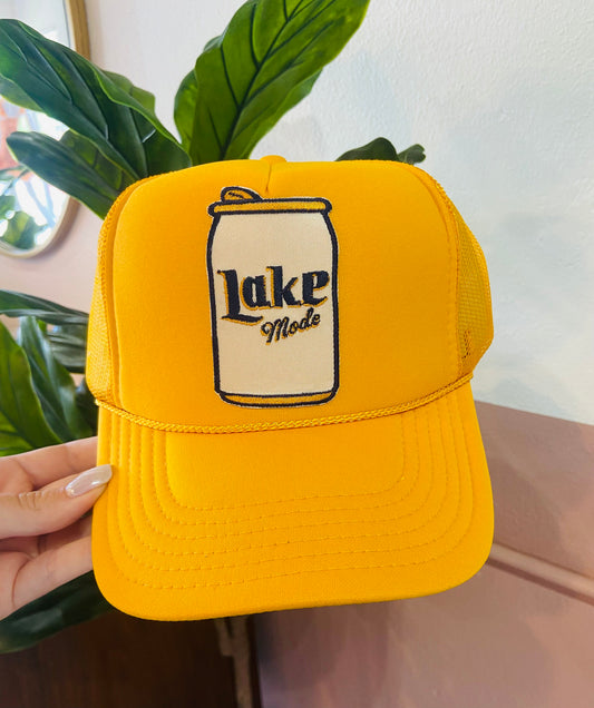 hats by madi: lake mode