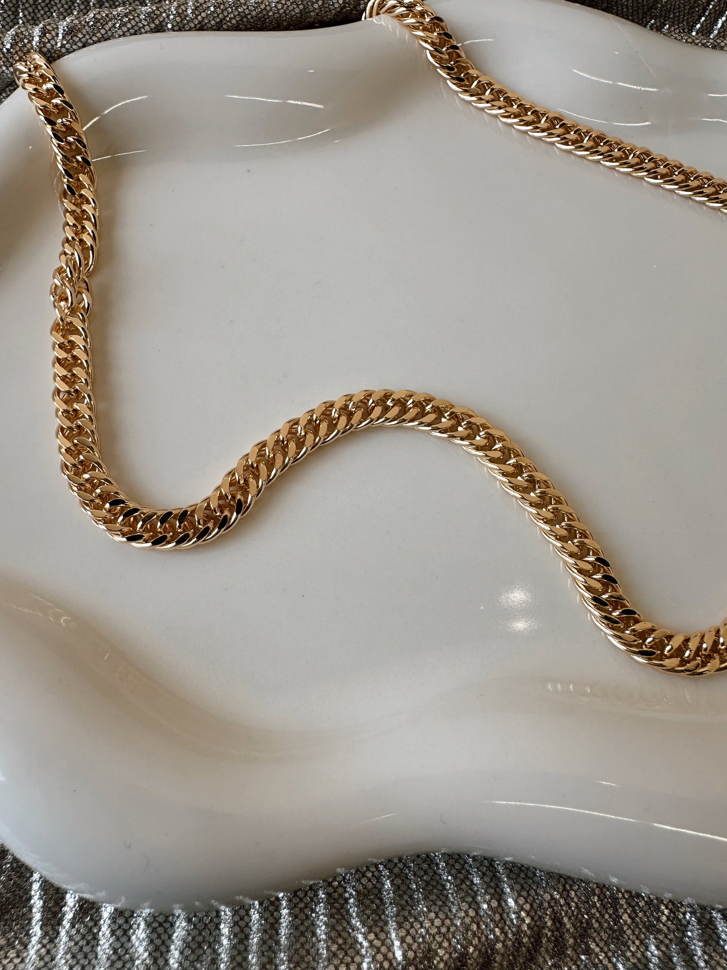 rowan: cora cuban link necklace